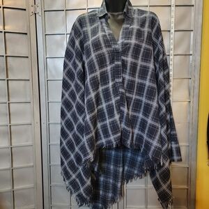 Umgee blue plaid high low flowy tunic blouse. Size small BOHO NWT